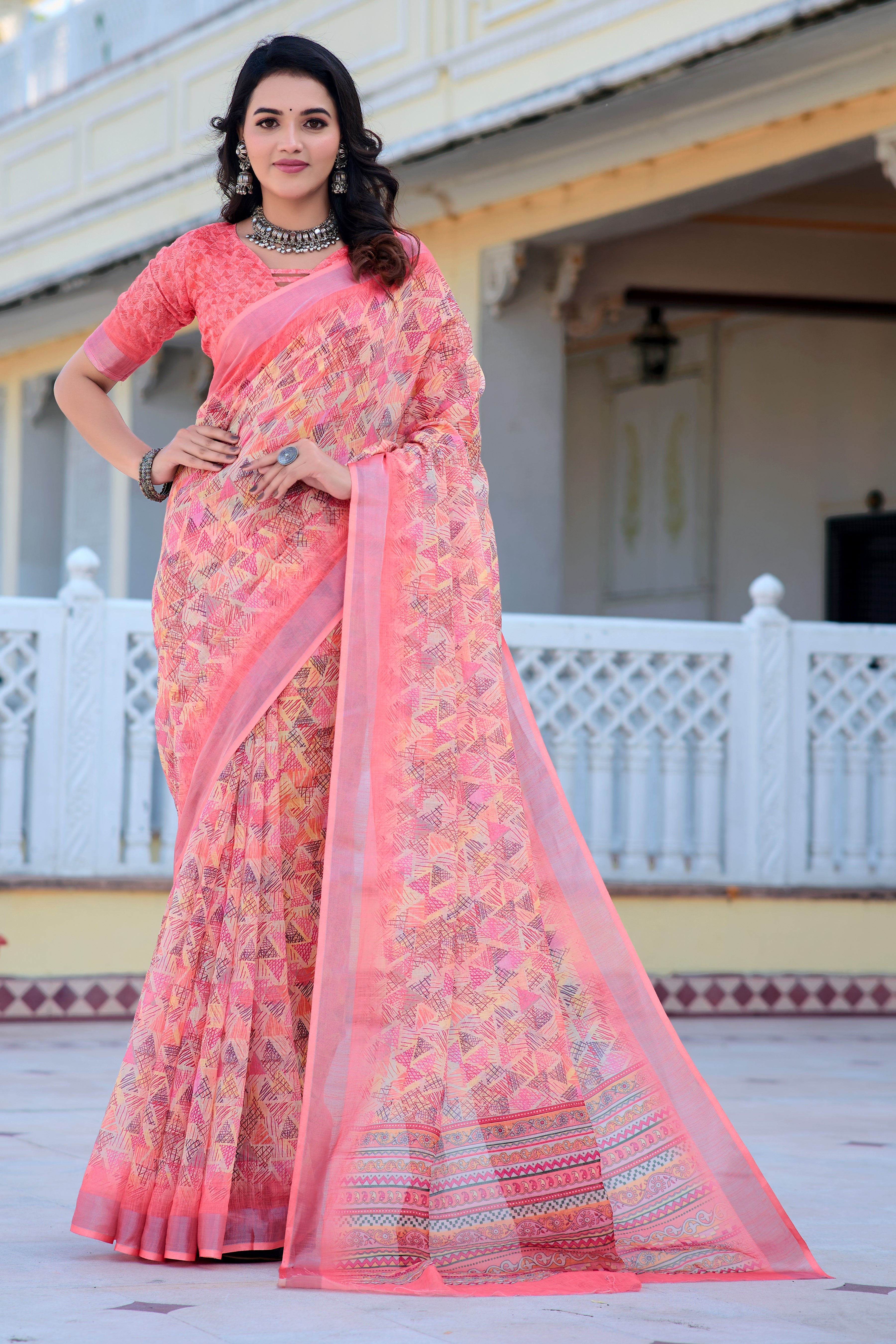 Daisy Peach Color Pure Cotton Lilen With Digital Printed Designer Saree