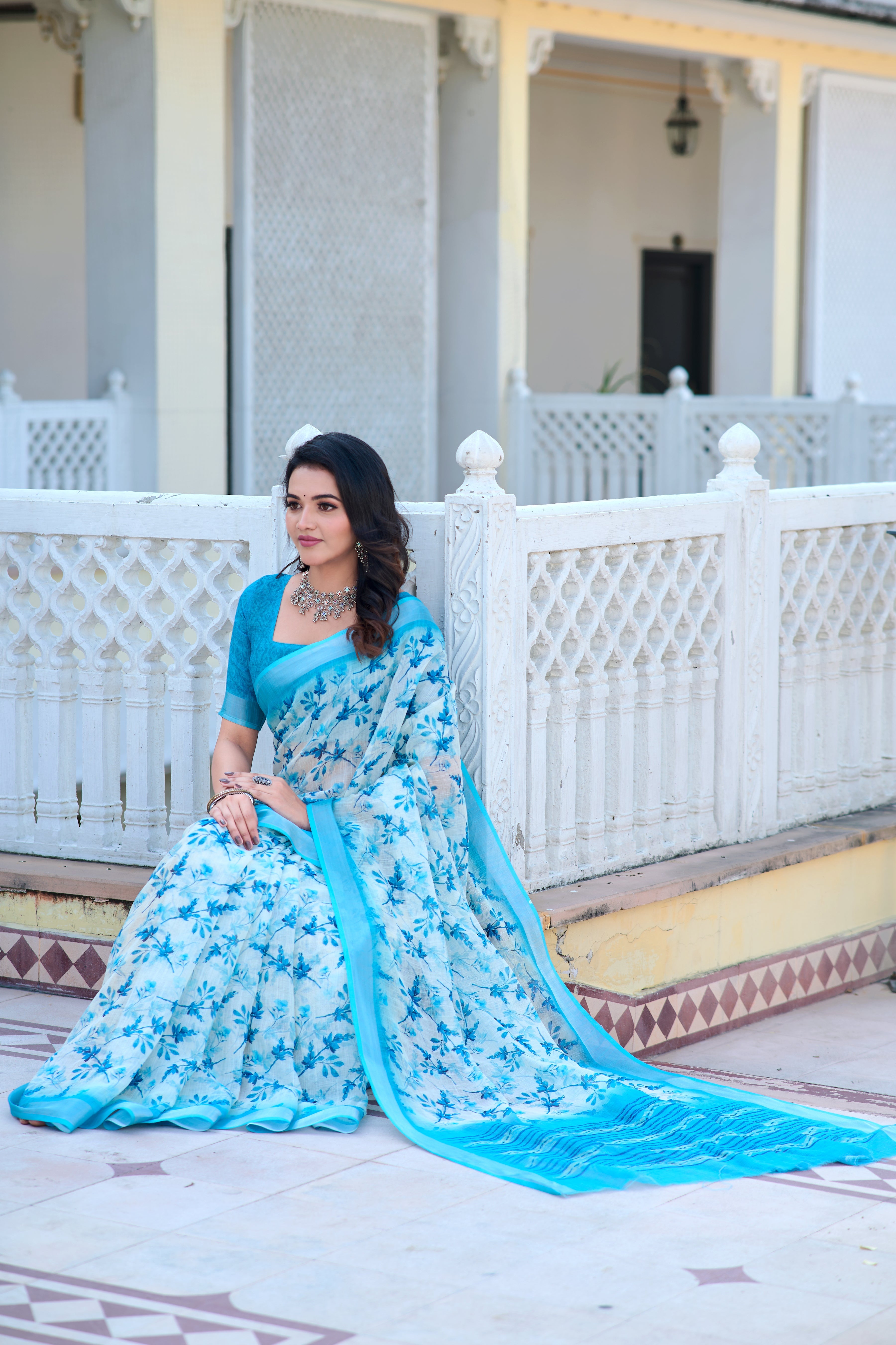 Beautiful Sky Blue Color Pure Cotton Lilen With Digital Printed Designer Saree